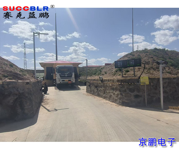 edec97c2c25b51fed51524d9273cc087.jpg